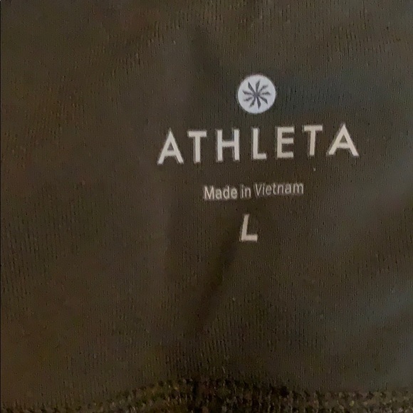Athleta criss cross drifter legging - Picture 2 of 6